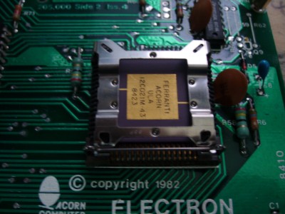 Resurrecting an Acorn Electron / Mods